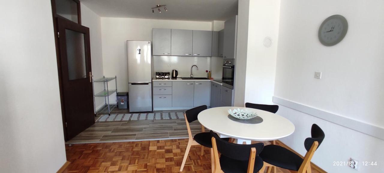Apartment Emina Travnik Eksteriør bilde
