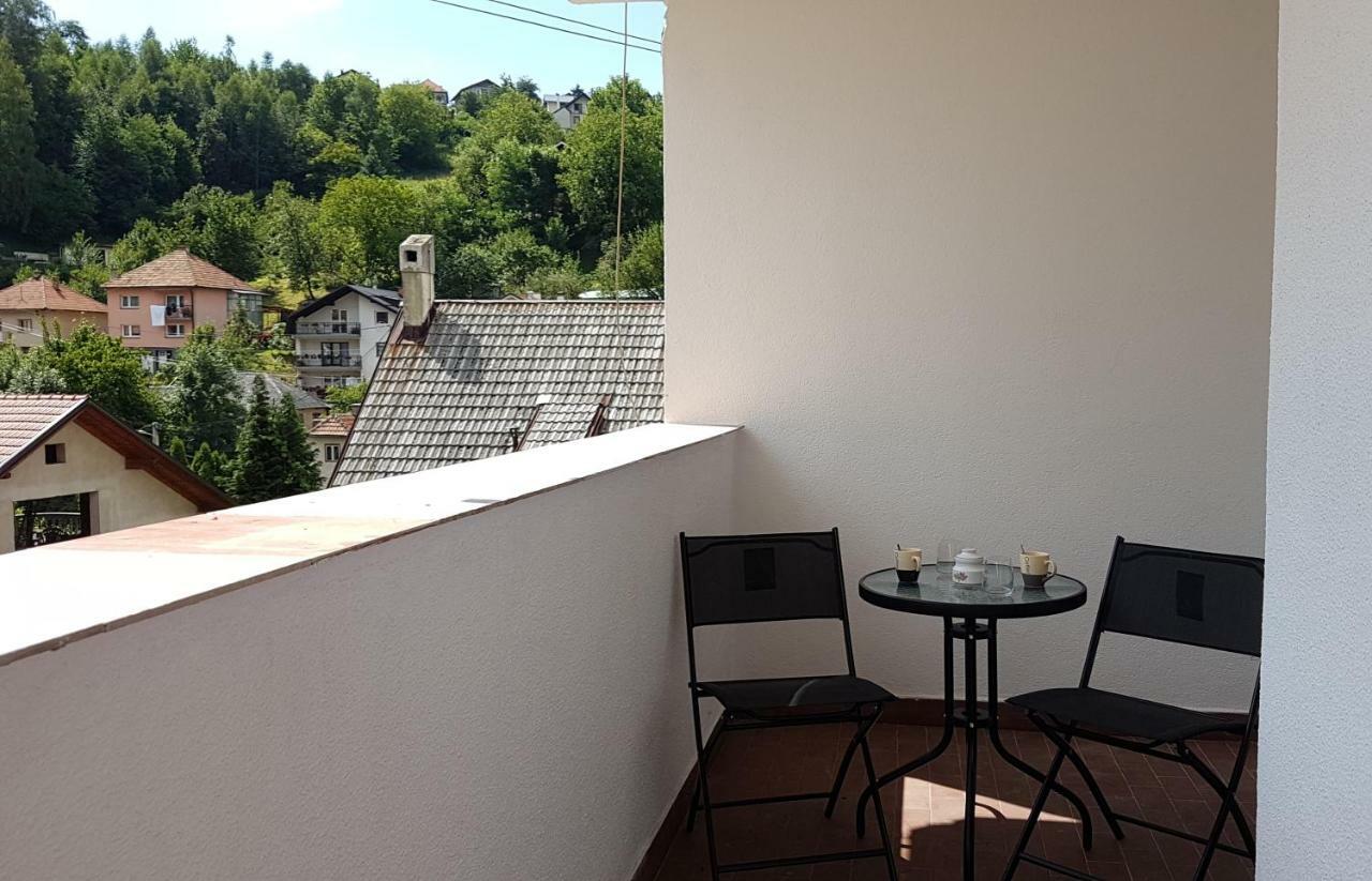 Apartment Emina Travnik Eksteriør bilde